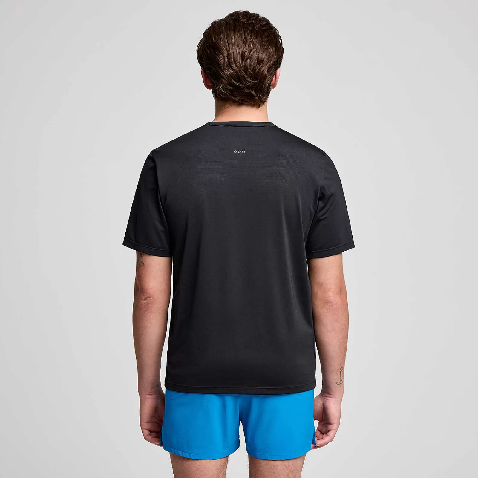 Tops<Saucony Stopwatch Short Sleeve Black